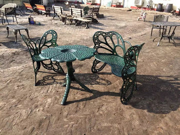 Ferforje Masa ve Sandalyeler Dışında Antik Yeşil Kelebek Tarzı