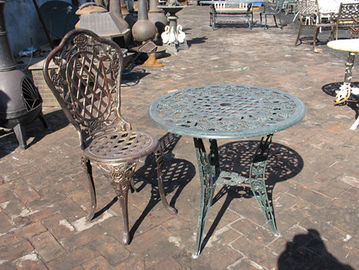 Antik Dökme Demir Veranda Set Masa Sandalyeler Bahçe Mobilyaları Erozyon Direnci